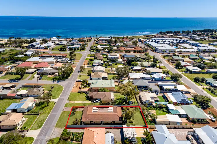 33 A & B Trigg Street, Beresford WA 6530