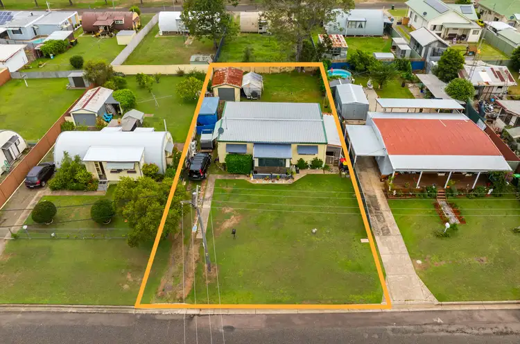 8 Deakin Street, Kurri Kurri NSW 2327