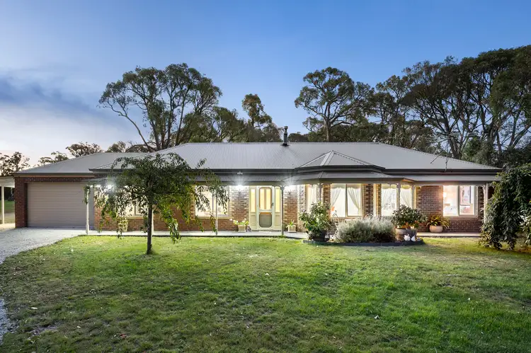 24 Woodvale Crescent, Lancefield VIC 3435