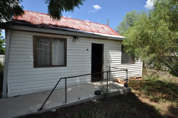 32 Monaghan Street, Cobar NSW 2835