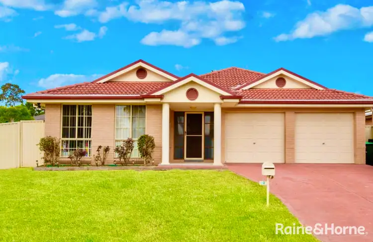 32 Carnarvon Circuit, East Maitland NSW 2323