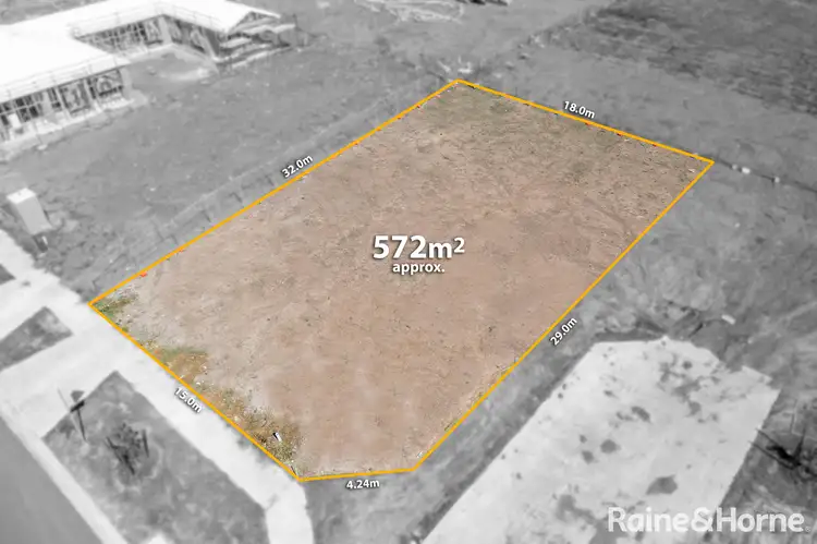 24 Leahy Circuit, Gisborne VIC 3437