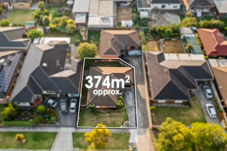 Main view of Homely unit listing, 1/9 Adams Street, St Albans VIC 3021