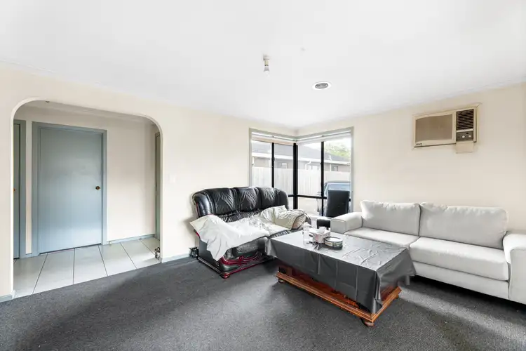 Second view of Homely house listing, 2/9 Adams Street, St Albans VIC 3021