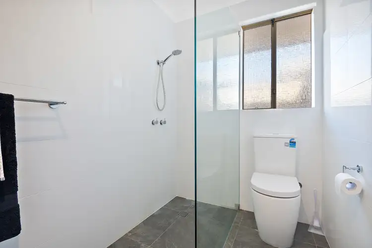 Seventh view of Homely house listing, 18 Geographe Way, Thornlie WA 6108