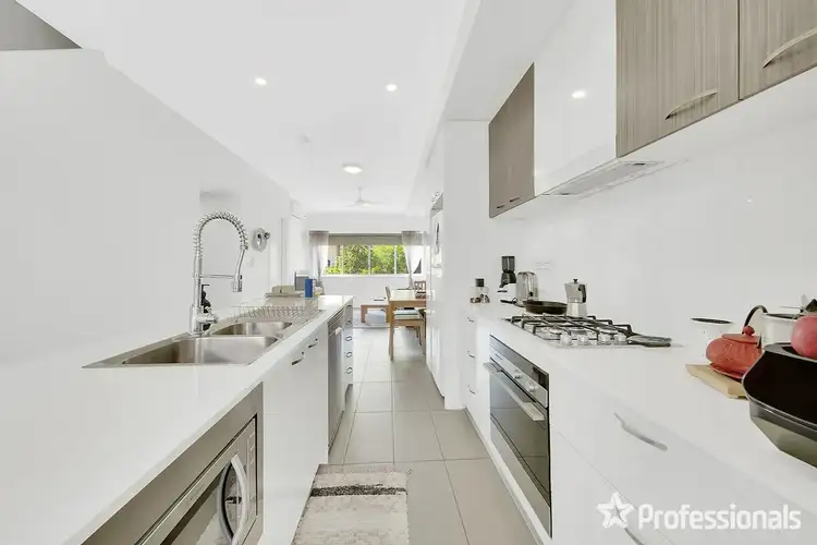 Fifth view of Homely apartment listing, 3/100 GLENLYON STREET, Gladstone Central QLD 4680