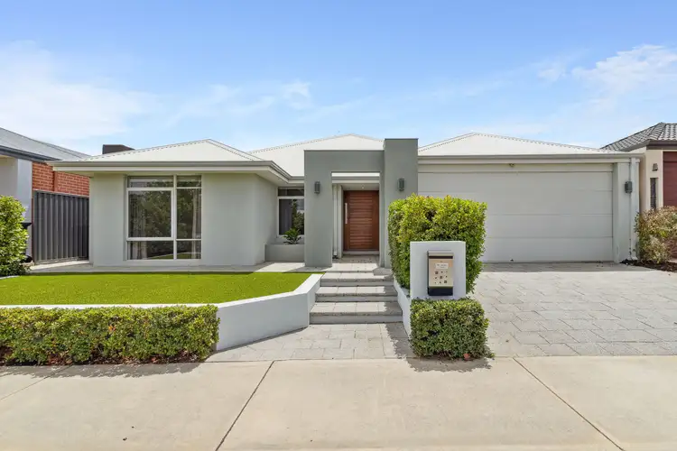9 Tangara Street, Aveley WA 6069