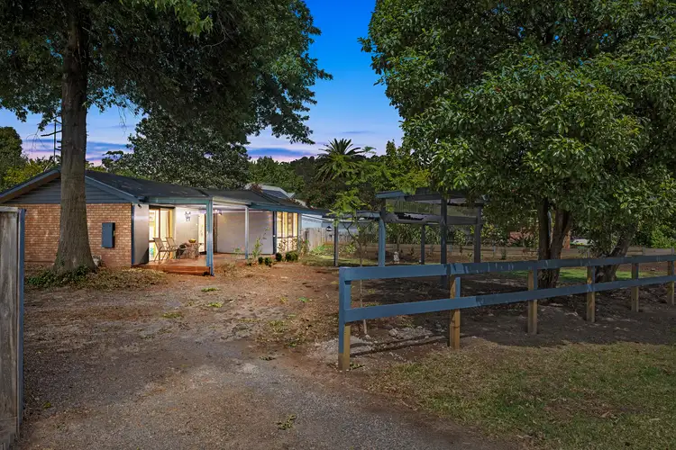 1/2 B Farnham Road, Healesville VIC 3777