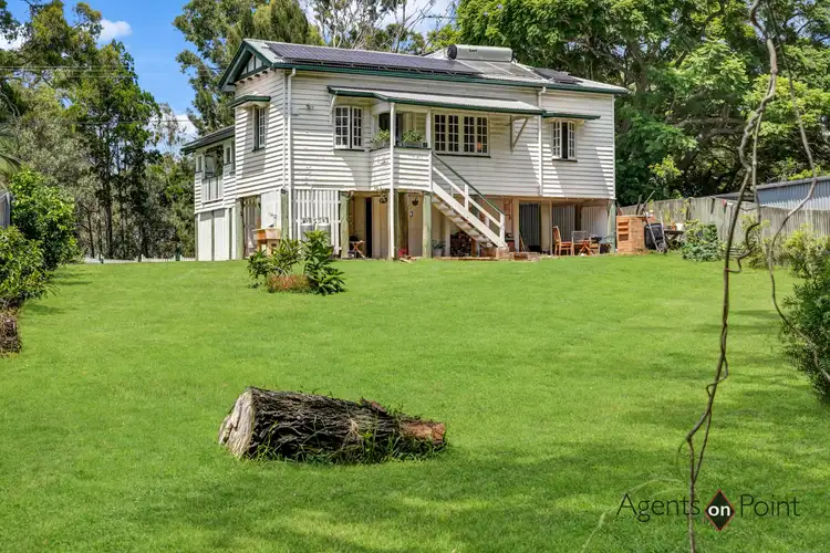 Fourth view of Homely house listing, 10 Victoria Parade South, Coochiemudlo Island QLD 4184