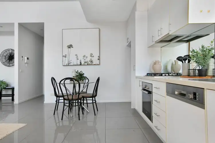Sixth view of Homely townhouse listing, 4/2 Jasper Road, Bentleigh VIC 3204