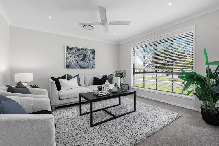 Second view of Homely house listing, 7 Stega Place, Wynnum West QLD 4178