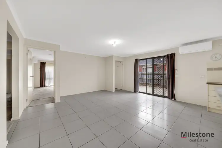 Fifth view of Homely house listing, 29 Lemon Thyme Way, Lynbrook VIC 3975