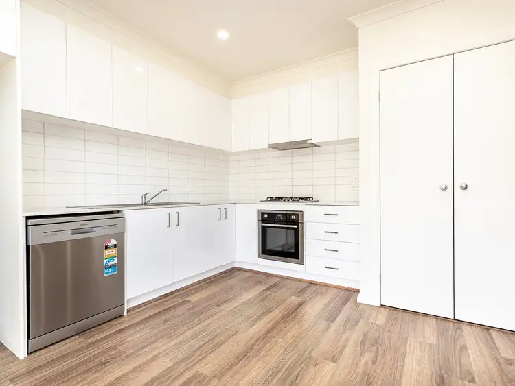 Fourth view of Homely unit listing, 11 Toohey Close, Melton South VIC 3338