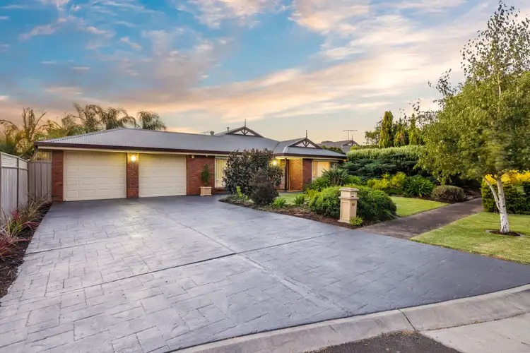 66 Warburton Drive, Woodcroft SA 5162