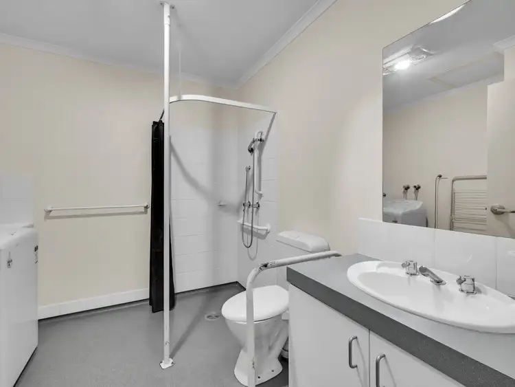 Fourth view of Homely unit listing, 16/7 Severin Court, Thurgoona NSW 2640