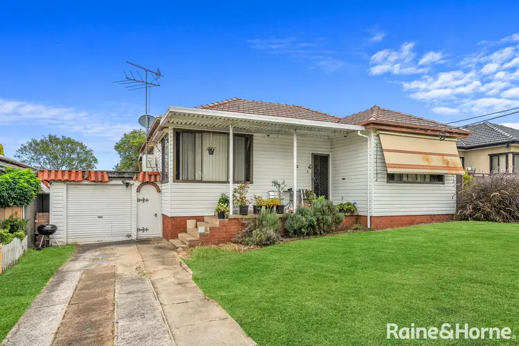 82 Charles Street, Smithfield NSW 2164