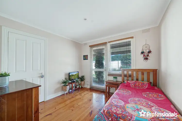 Fourth view of Homely house listing, 5 Patricia Place, Melton West VIC 3337