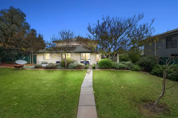 1 Ward Avenue, Eden Hills SA 5050