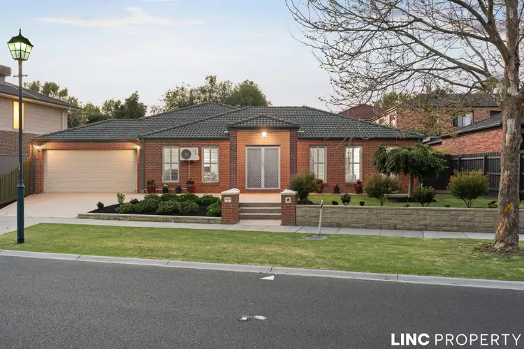 72 Loxley Boulevard, Narre Warren South VIC 3805
