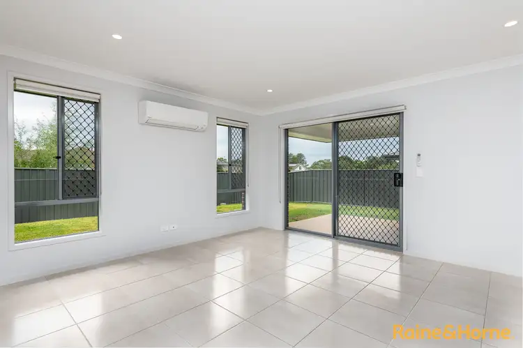 Sixth view of Homely house listing, 5 Greaves Close, Armidale NSW 2350