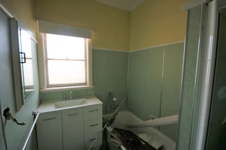 Sixth view of Homely house listing, 18 Dawson St, Rochester VIC 3561