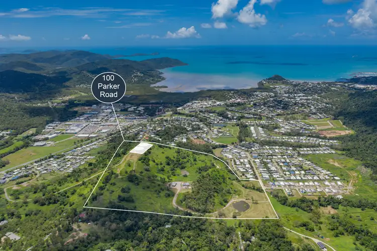 100 Parker Road, Cannonvale QLD 4802