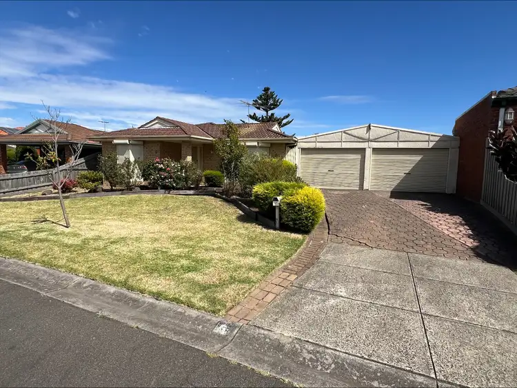 6 Terrell Court, Roxburgh Park VIC 3064