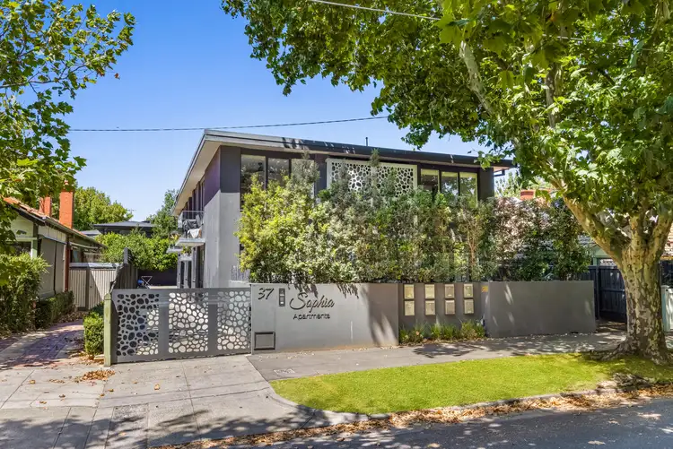 1/37 Foam Street, Elwood VIC 3184