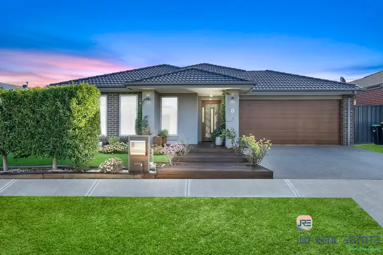 8 Bernabau Avenue, Strathtulloh VIC 3338