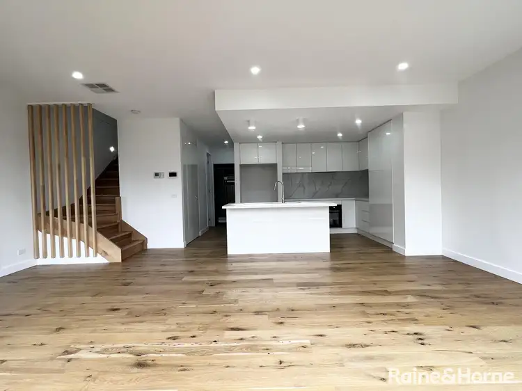 3/32 Hargreaves Cresent, Braybrook VIC 3019