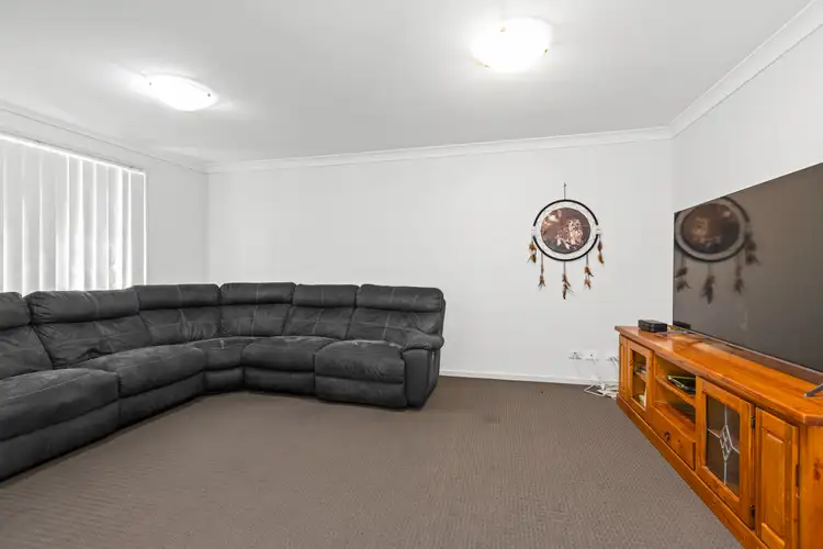Fifth view of Homely house listing, 7 Hepburn Close, Rutherford NSW 2320