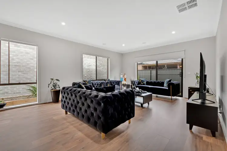 Sixth view of Homely house listing, 14 Quebec Avenue, Craigieburn VIC 3064