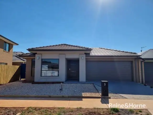 3 Ravine Place, Thornhill Park VIC 3335