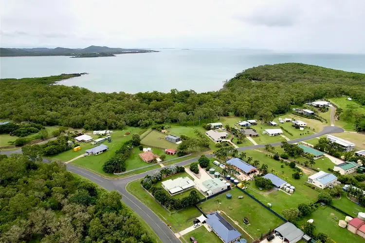 Third view of Homely house listing, 2 Fleetwood Court, Freshwater Point QLD 4737