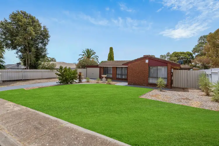 9 Tareena Street, Craigmore SA 5114