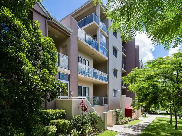 Main view of Homely unit listing, 10/102 Melton Road, Nundah QLD 4012