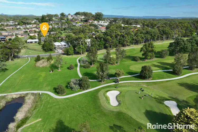50 Clissold Street, Mollymook NSW 2539