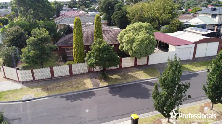 36 Childs Street, Melton South VIC 3338