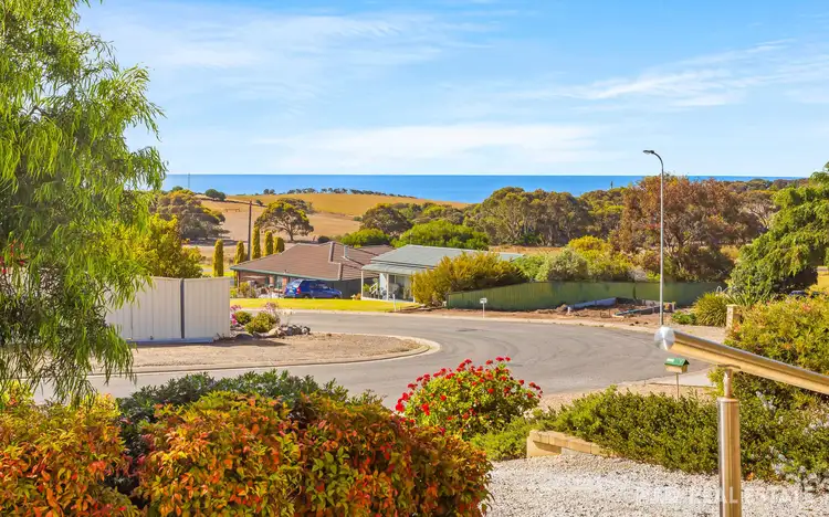 13 Blue Whale Court, Encounter Bay SA 5211