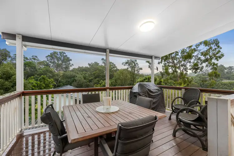 69 View Crescent, Arana Hills QLD 4054