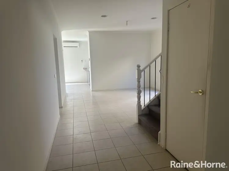 Fifth view of Homely house listing, 5 Elgin Mews, Cranbourne VIC 3977