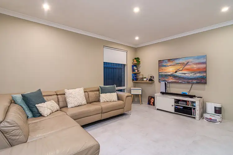 Fourth view of Homely house listing, 6 Aureate Way, Eglinton WA 6034