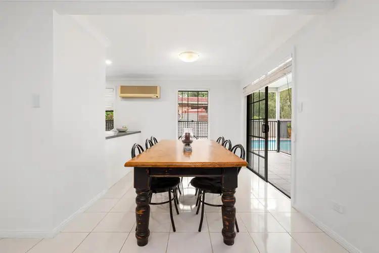 Fifth view of Homely house listing, 22 Taronne Street, Carindale QLD 4152