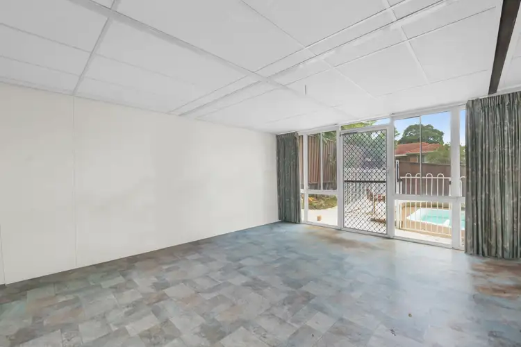 Sixth view of Homely house listing, 1 Malawa Place, Bradbury NSW 2560
