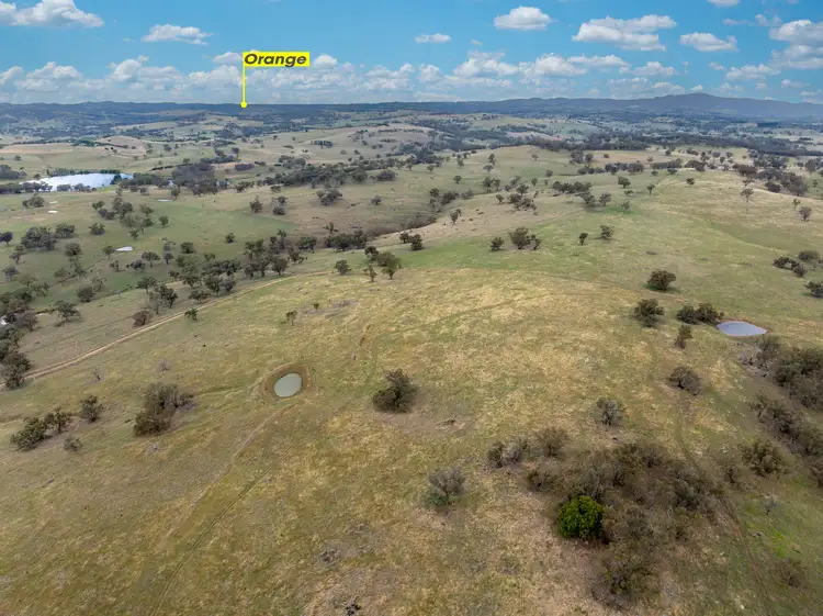 127 Adair Drive, Orange NSW 2800