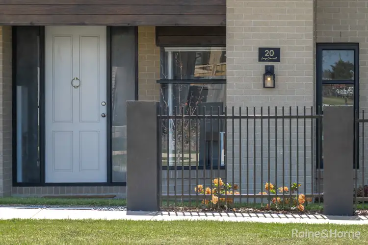 Second view of Homely house listing, 20 Lory Circuit, Sunbury VIC 3429