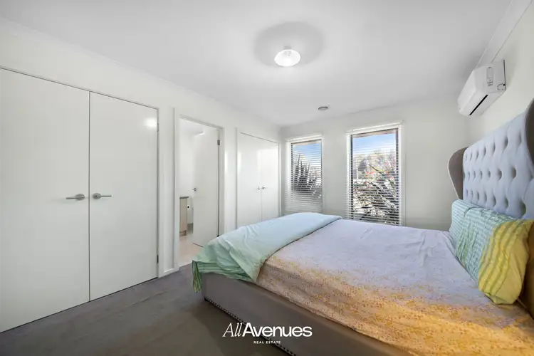 Fifth view of Homely house listing, 104 Linsell Boulevard, Cranbourne East VIC 3977