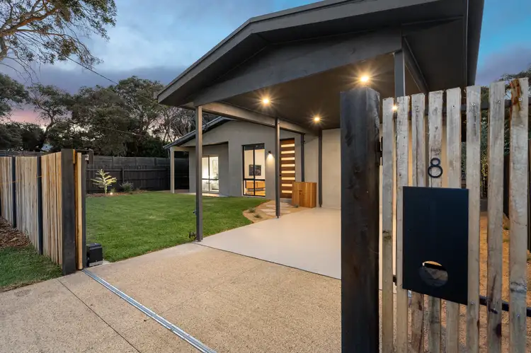 8 Liesma Street, Rye VIC 3941