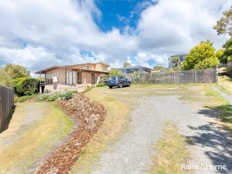 55 Diamond Drive, Blackmans Bay TAS 7052