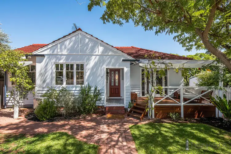 37 Collick Street, Hilton WA 6163